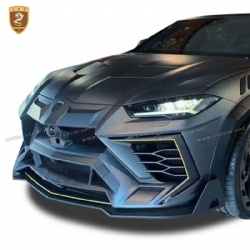 Lamborghini urus mansory front lip