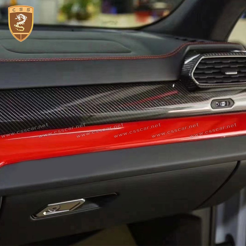 Lamborghini-URUS-OEM carbon fiber interior