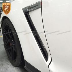 Nissan GTR R35 carbon fiber fender vent